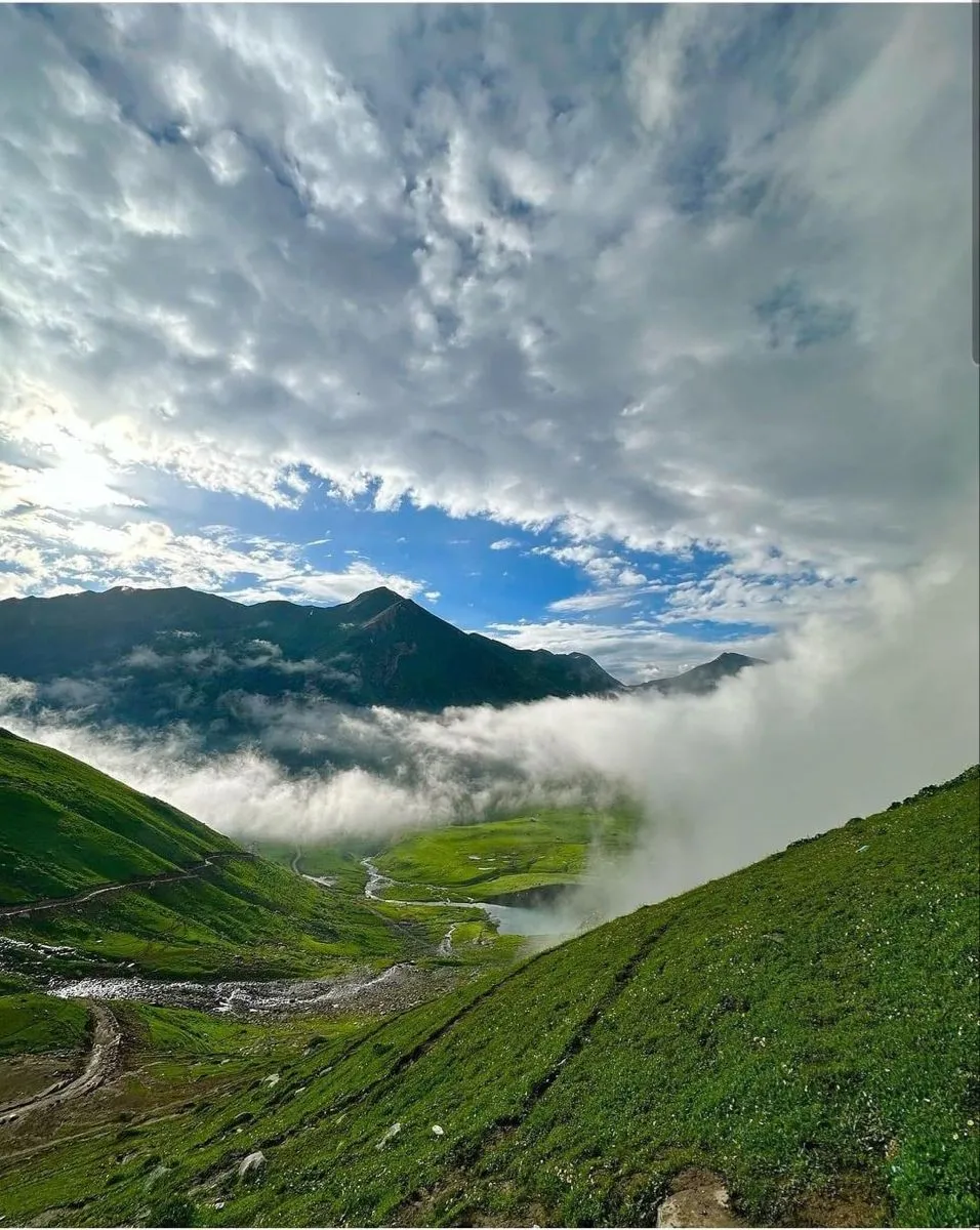 Places to visit in Kashmir Pakistan 5 Ratti Gali Lake